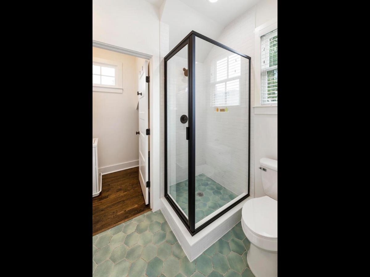 Apartment Captivating Studio With Queen Bed, Walkable! *